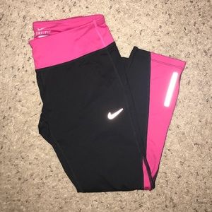 Nike dry fit capris